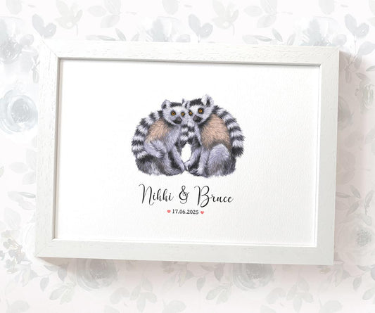 Lemur couple cuddling eachother print