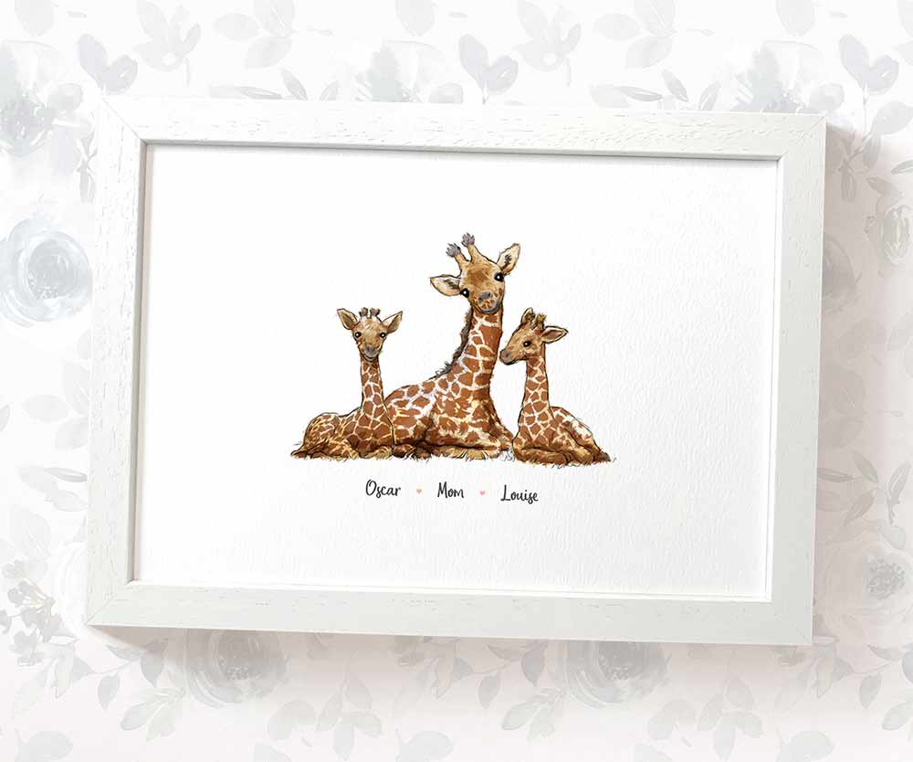 Framed A3 giraffe print featuring mom and children with names for the best mothers day gift
